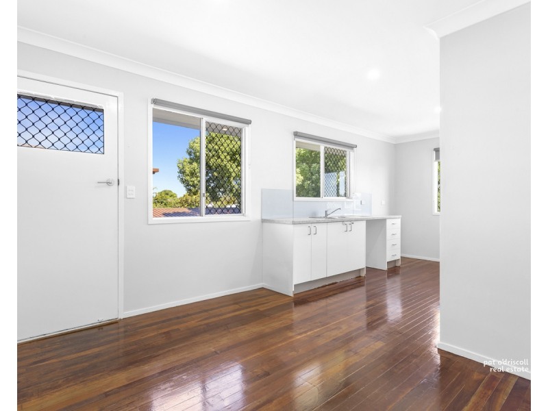 76 Gray Street, Park Avenue QLD 4701