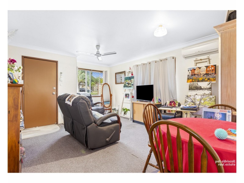 1 & 2/264 Carlton Street, Kawana QLD 4701