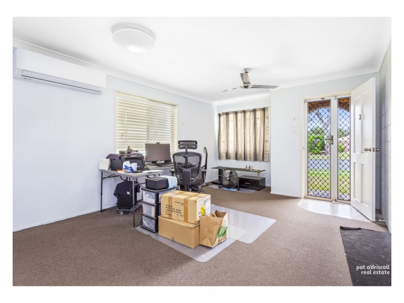 1 & 2/264 Carlton Street, Kawana QLD 4701