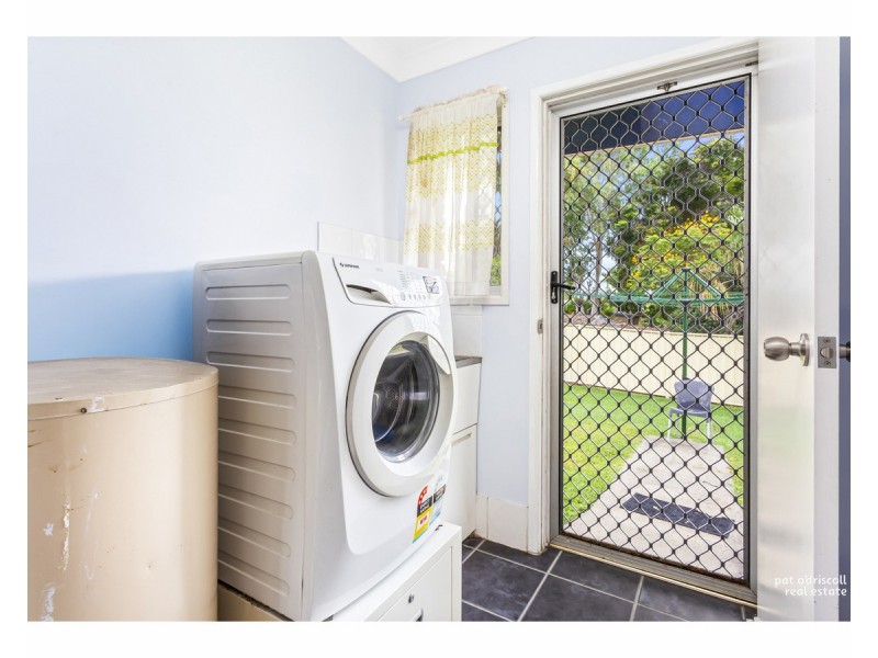 1 & 2/264 Carlton Street, Kawana QLD 4701