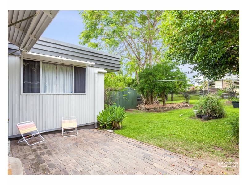 33 Queen Street, The Range QLD 4700