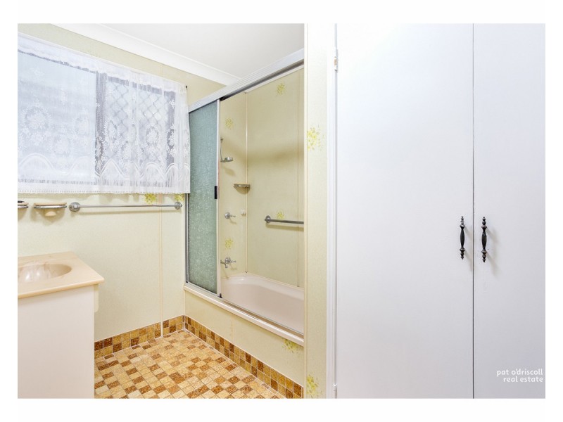 2 Smithwick Street, Norman Gardens QLD 4701