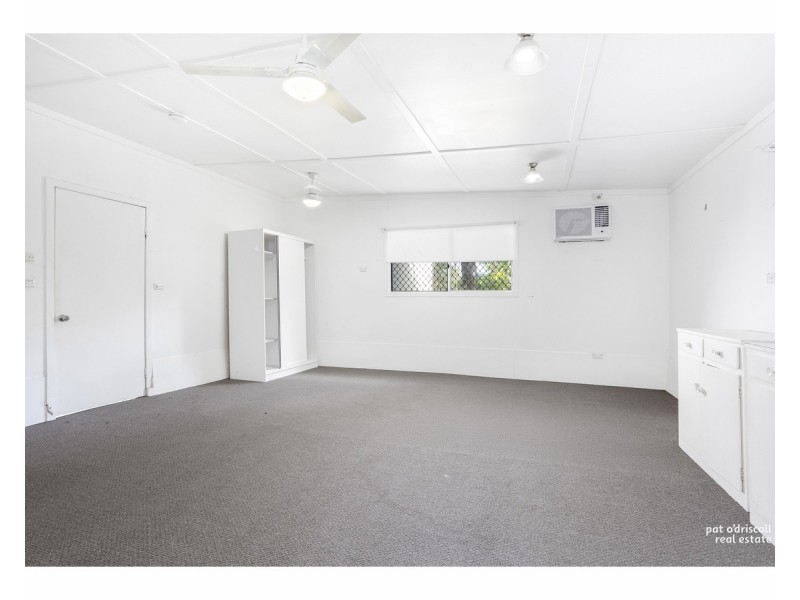 214 High Street, Berserker QLD 4701
