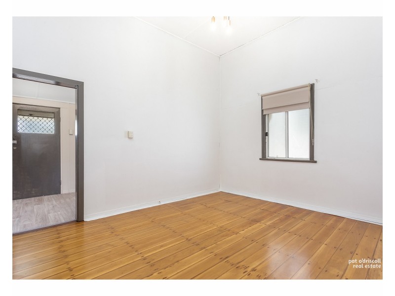 124 Murray Street, The Range QLD 4700