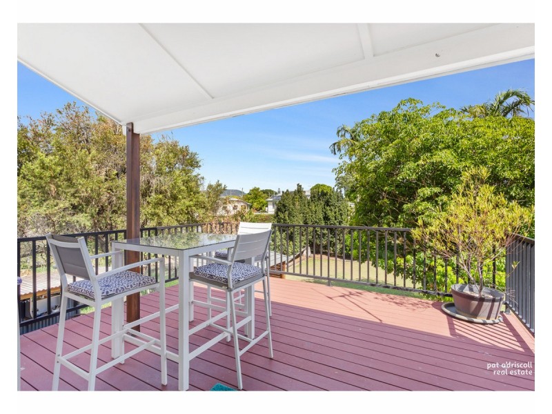 26 Medcraf Street, Park Avenue QLD 4701