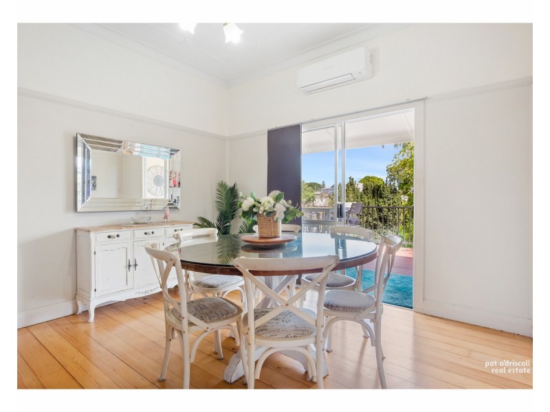 26 Medcraf Street, Park Avenue QLD 4701