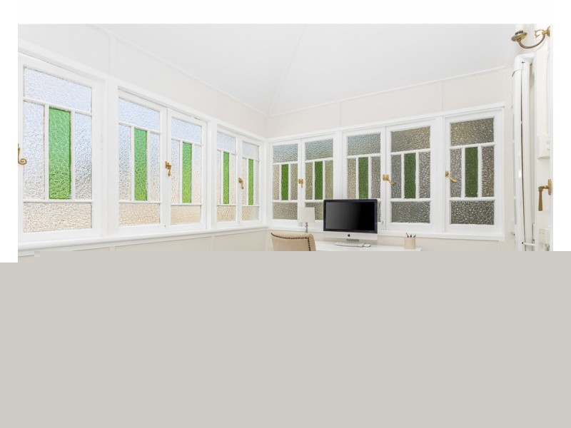 8 Dobbs Street, The Range QLD 4700