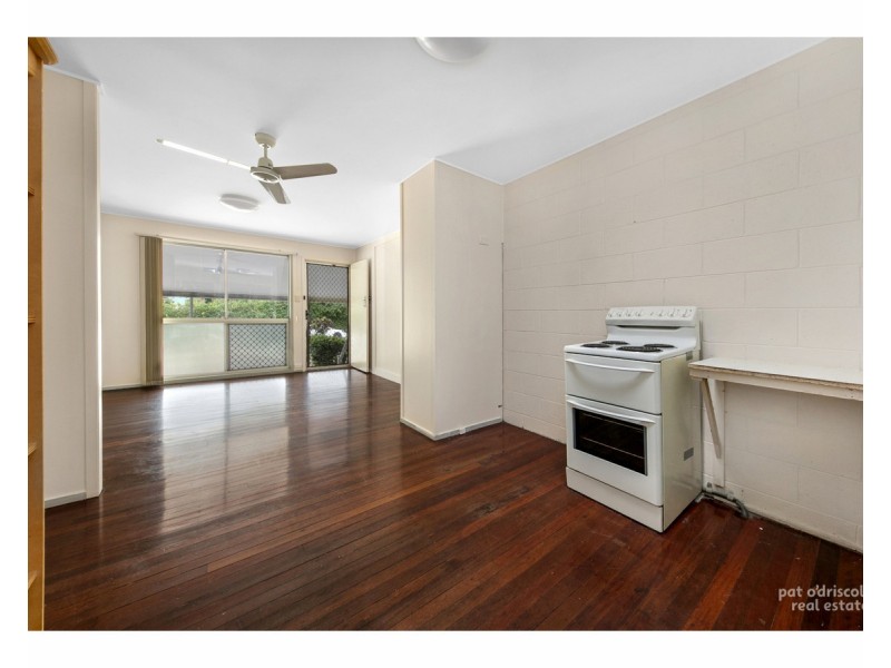 2/7 Reaney Street, Berserker QLD 4701