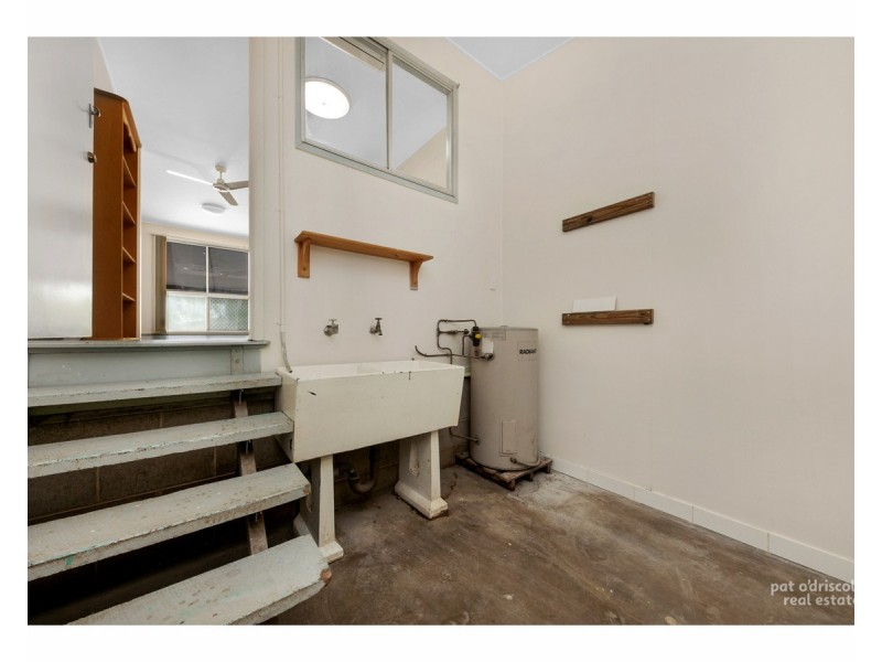 2/7 Reaney Street, Berserker QLD 4701