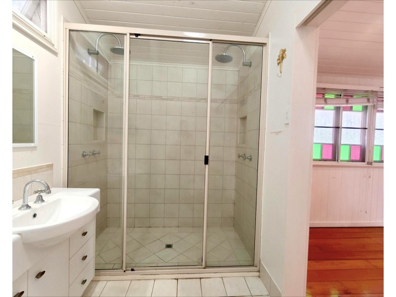 8 Glencoe Street, Allenstown QLD 4700