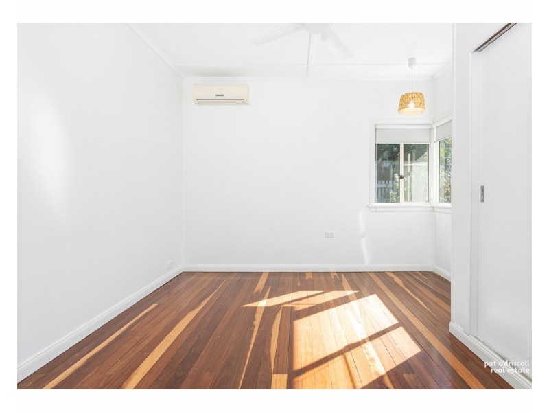 4 Beaconsfield Terrace, The Range QLD 4700