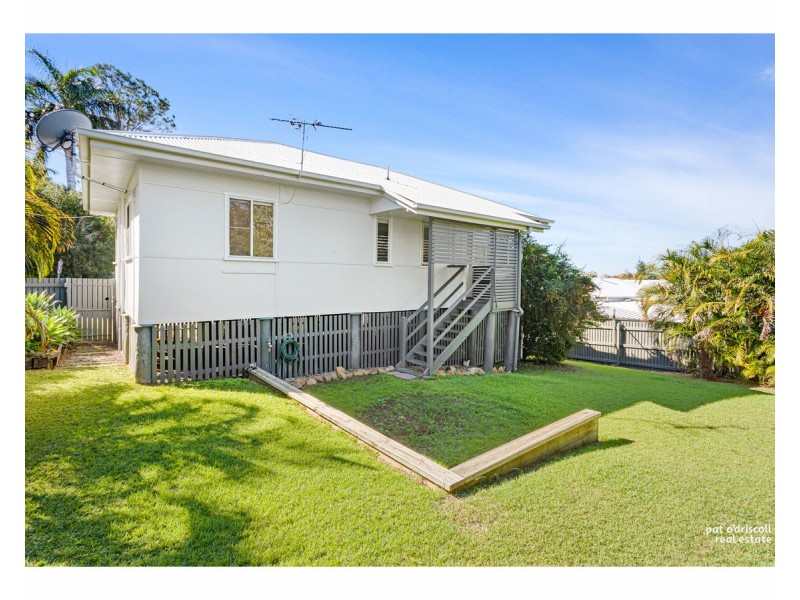 4 Beaconsfield Terrace, The Range QLD 4700