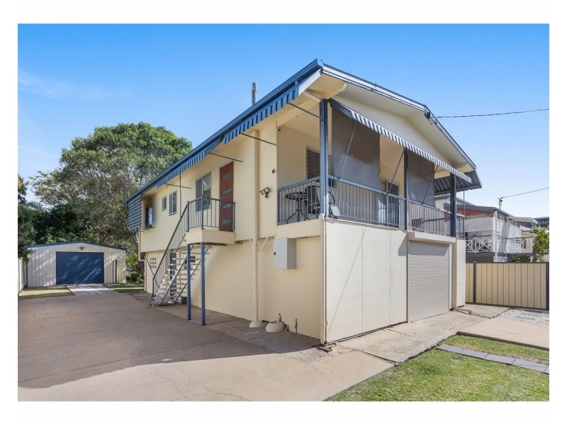 92 West Street, The Range QLD 4700