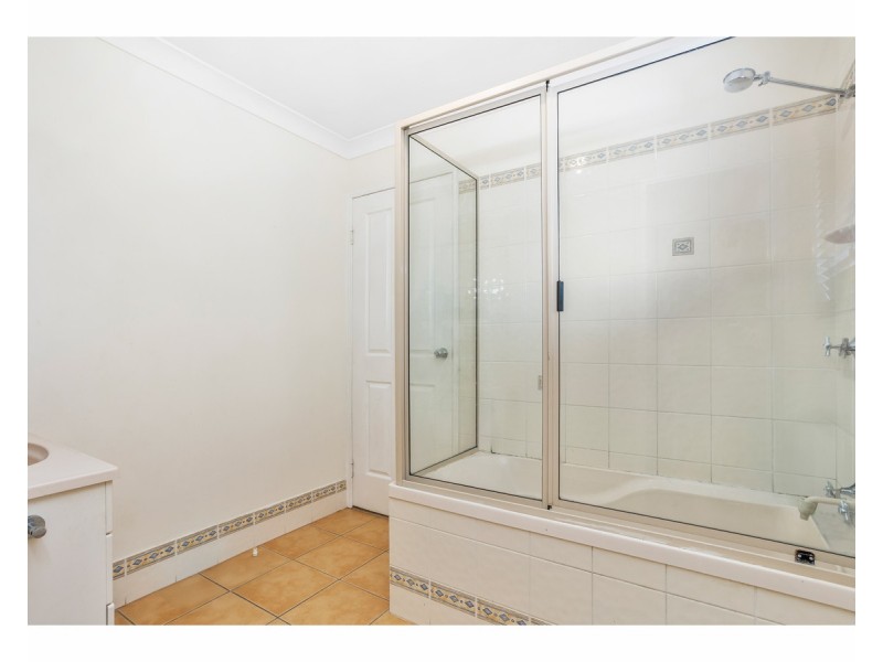 102 Donovan Crescent, Gracemere QLD 4702