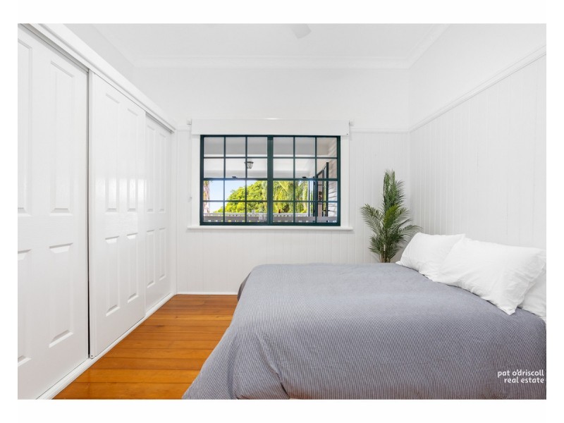27 Agnes Street, The Range QLD 4700