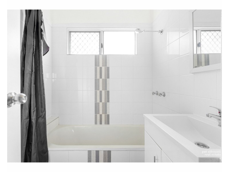 17 Spencer Street, The Range QLD 4700