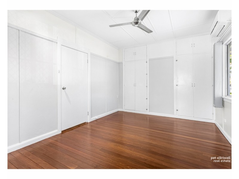 17 Spencer Street, The Range QLD 4700