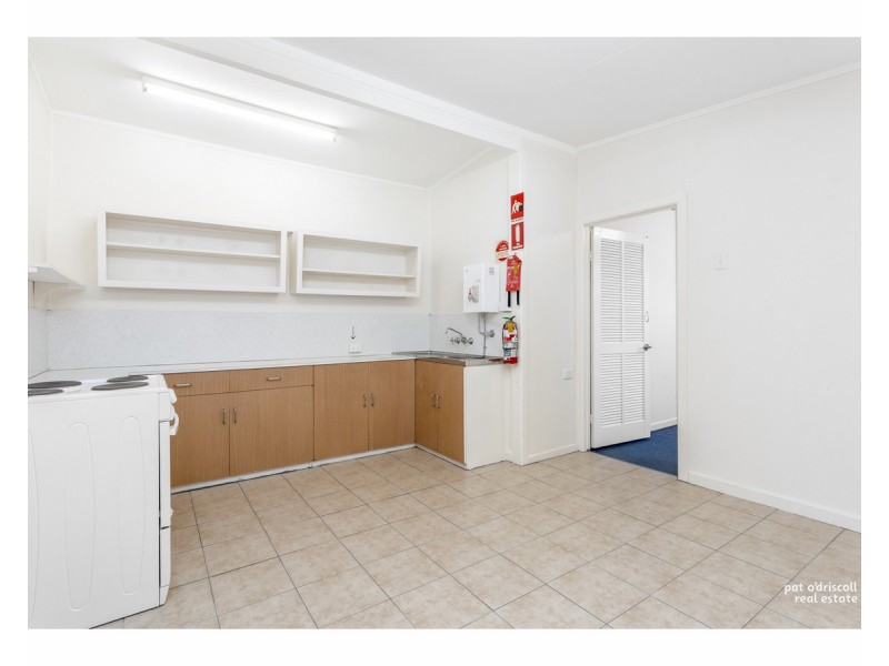 238 Richardson Road, Park Avenue QLD 4701