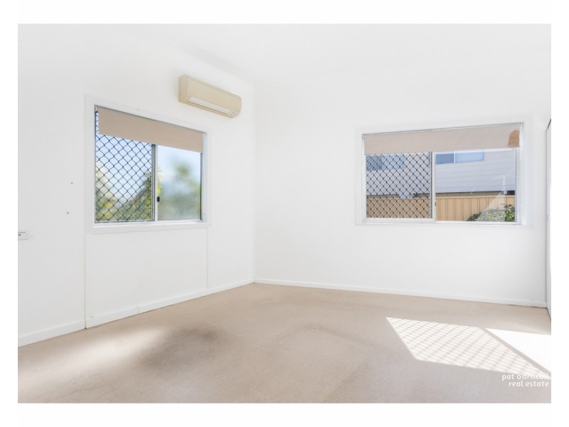 238 Richardson Road, Park Avenue QLD 4701
