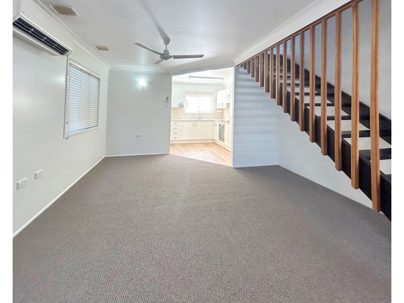 1/295 Bloxsom Street, Frenchville QLD 4701