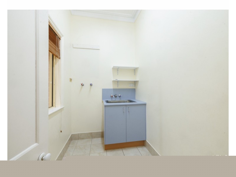 30 James Street, The Range QLD 4700