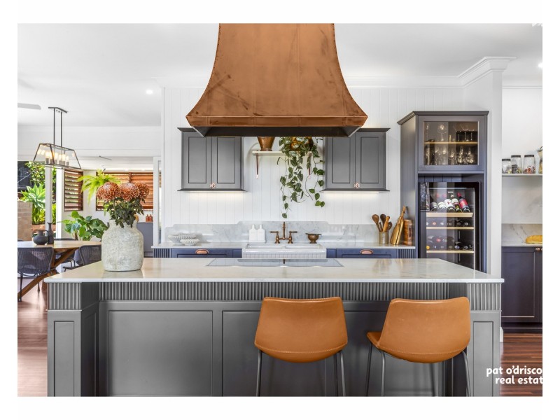 76 Glencoe Street, The Range QLD 4700