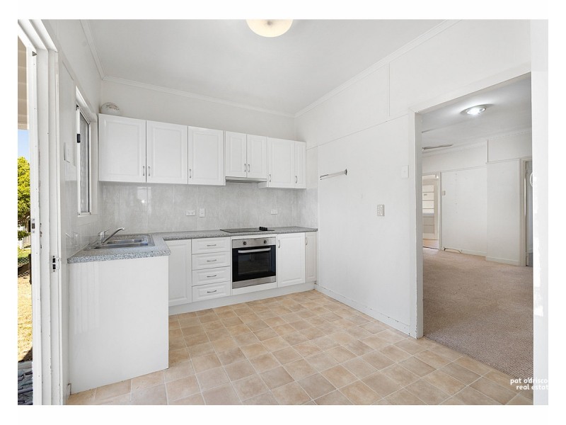 184 High Street, Berserker QLD 4701