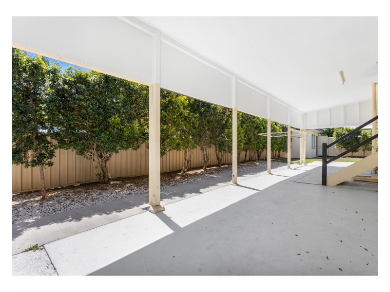 122 Menzies Street, Park Avenue QLD 4701