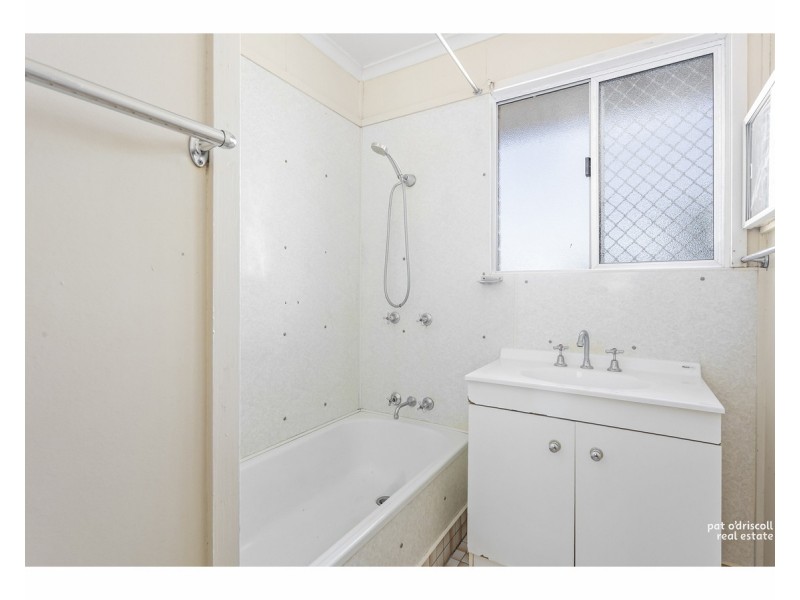 12 Shillam Street, Kawana QLD 4701