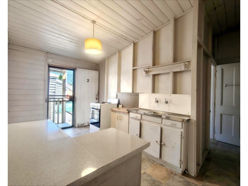 2/120 Denison Street, Rockhampton City QLD 4700