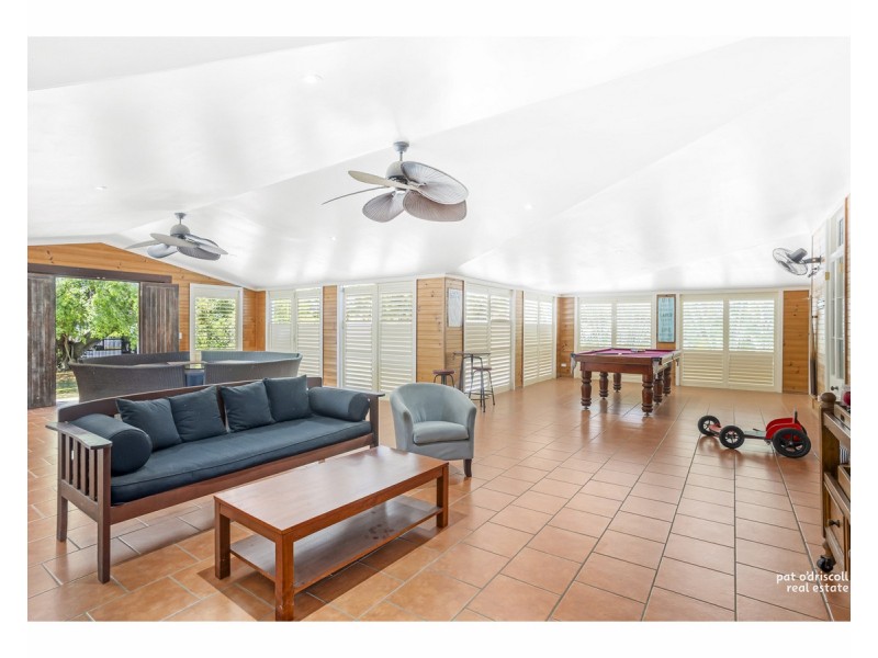 188 Upper Dawson Road, The Range QLD 4700