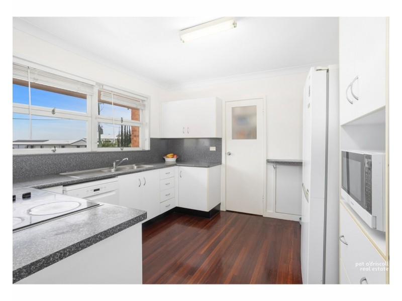 2 Bellevue Terrace, The Range QLD 4700