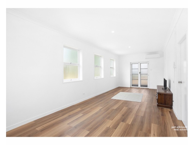 2 Bellevue Terrace, The Range QLD 4700
