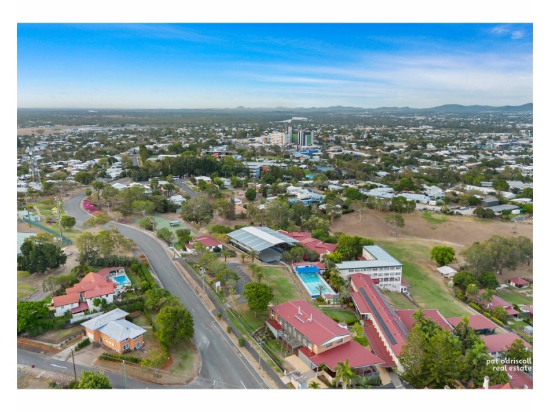 2 Bellevue Terrace, The Range QLD 4700