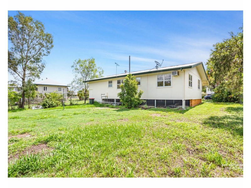 140 Water Street, Berserker QLD 4701