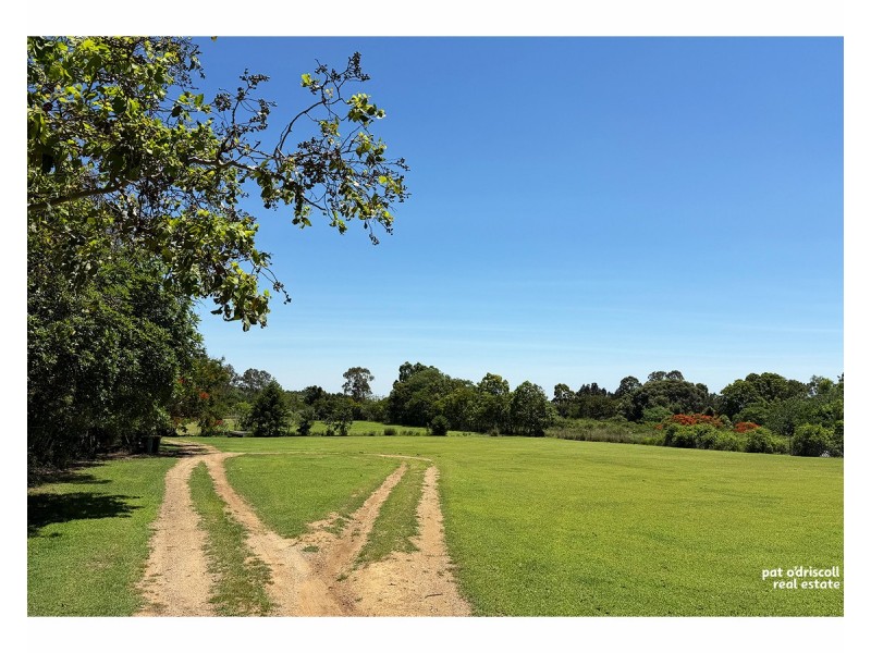 143 Auton & Johnson Road, The Caves QLD 4702