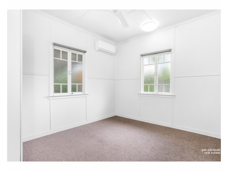 2/5 Dowling Street, Park Avenue QLD 4701