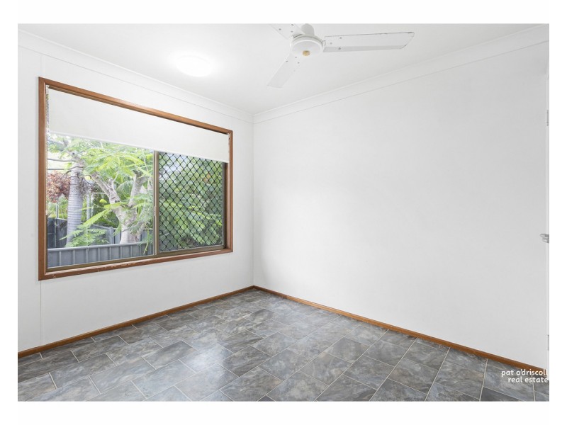 1/5 Dowling Street, Park Avenue QLD 4701