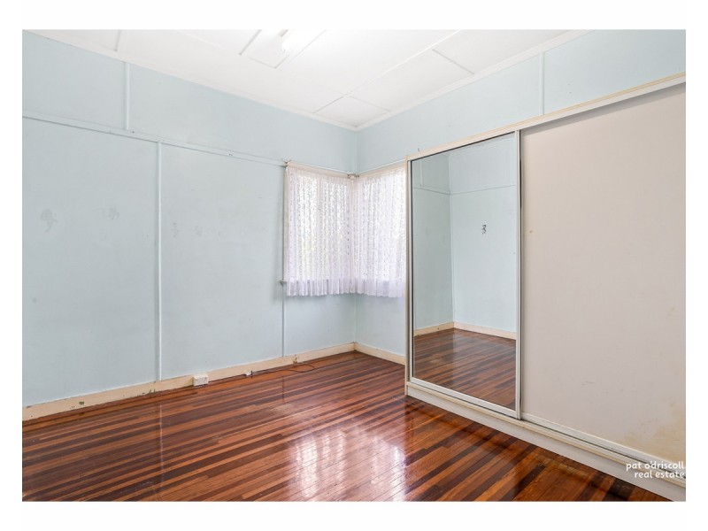 111 Leamington Street, Berserker QLD 4701