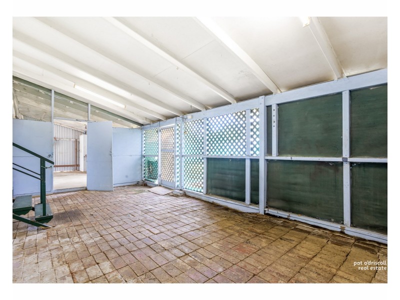 111 Leamington Street, Berserker QLD 4701