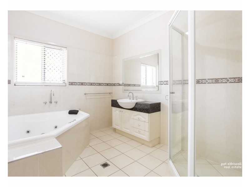 86 Elizabeth Street, Gracemere QLD 4702