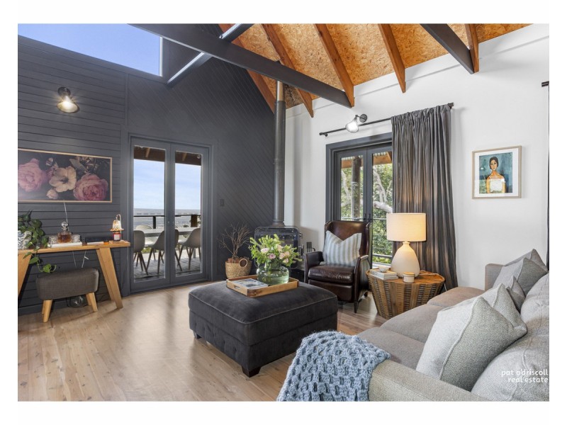 8 Elida Street, Mount Archer QLD 4701