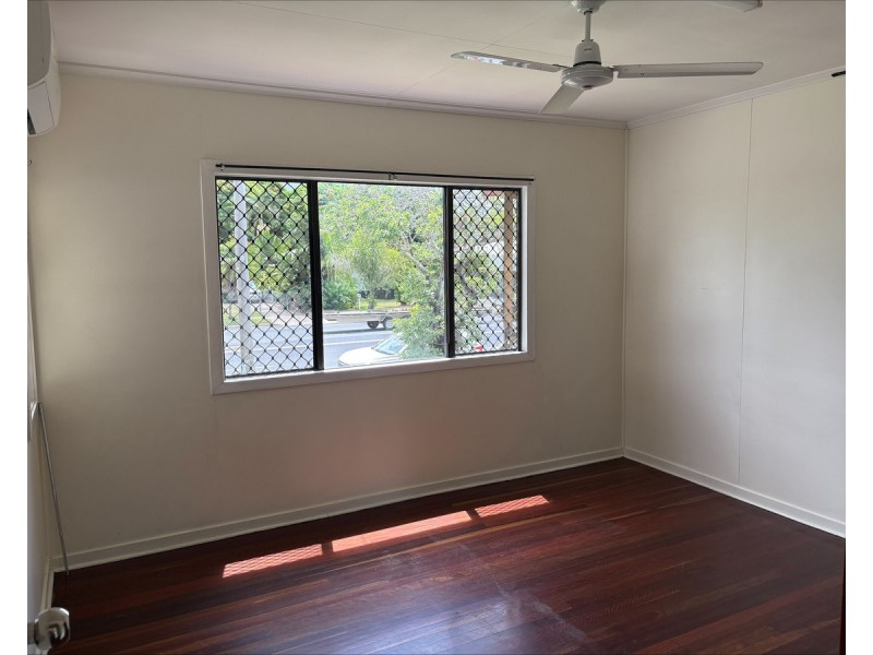 61 Alexandra Street, Park Avenue QLD 4701