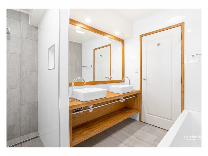 39 New Exhibition Road, Wandal QLD 4700