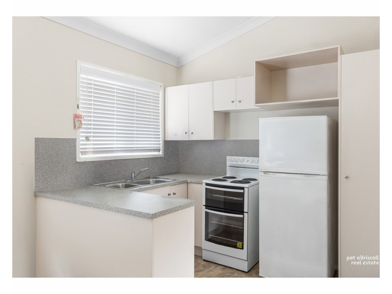 2/31 Pillich Street, Kawana QLD 4701