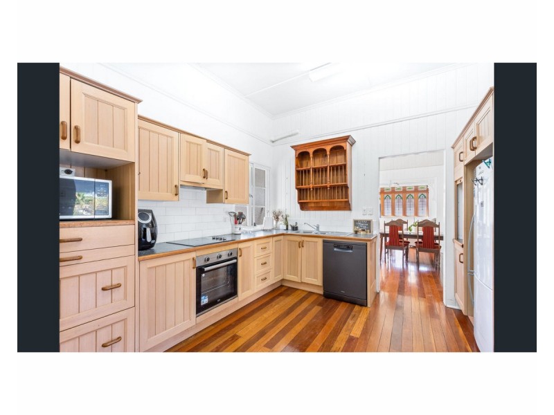 246 Agnes Street, The Range QLD 4700