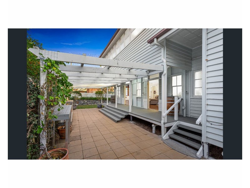 246 Agnes Street, The Range QLD 4700