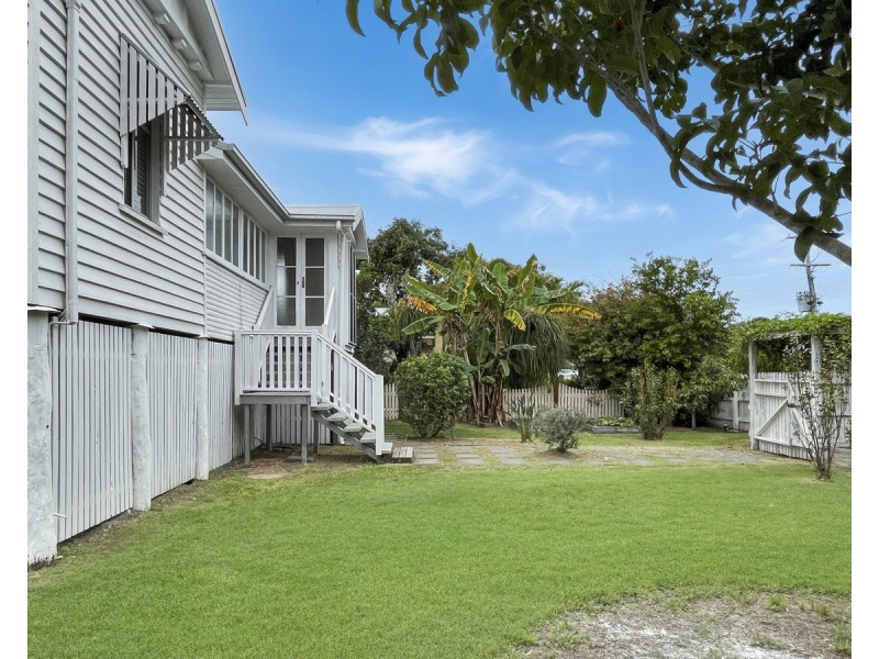 111 Robinson Street, Frenchville QLD 4701