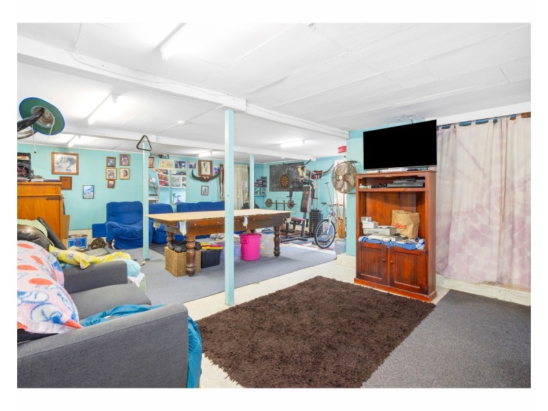 86 McKean Street, Berserker QLD 4701