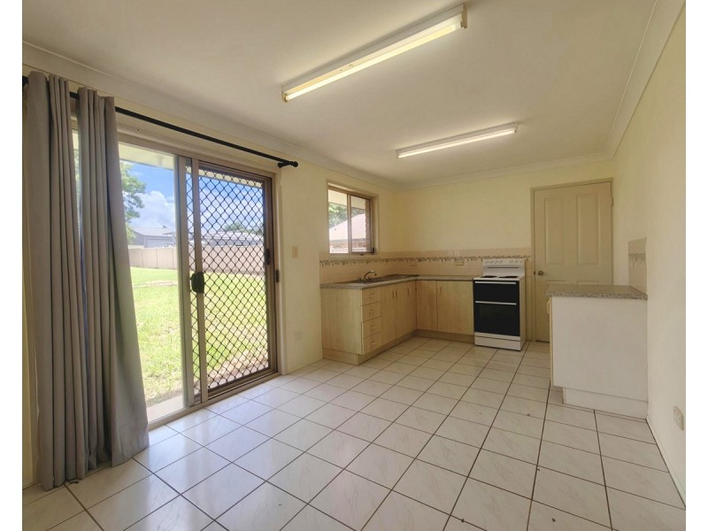 7 Mackay Street, Lakes Creek QLD 4701